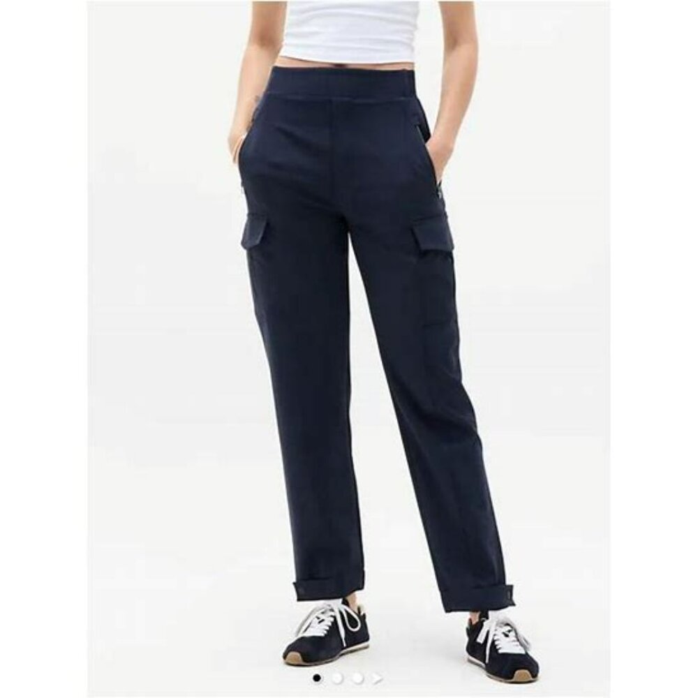 Athleta High Rise Cargo Pants 4 Navy Blue Travel Work Wrinkle Free NEW Pockets - Picture 12 of 12